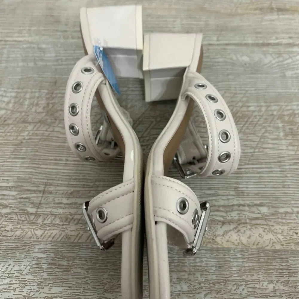 Seychelles ivory grommet